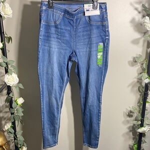 Seven7 Women's Denim Blue Jeggings